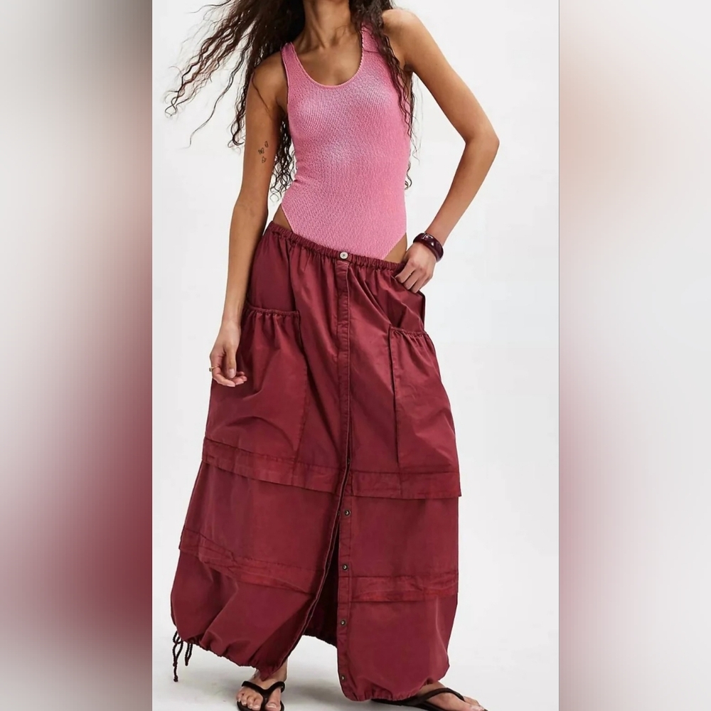 Free People Eloise  Bergundy  Maxi Skirt - Size Small ( Brand NEW )